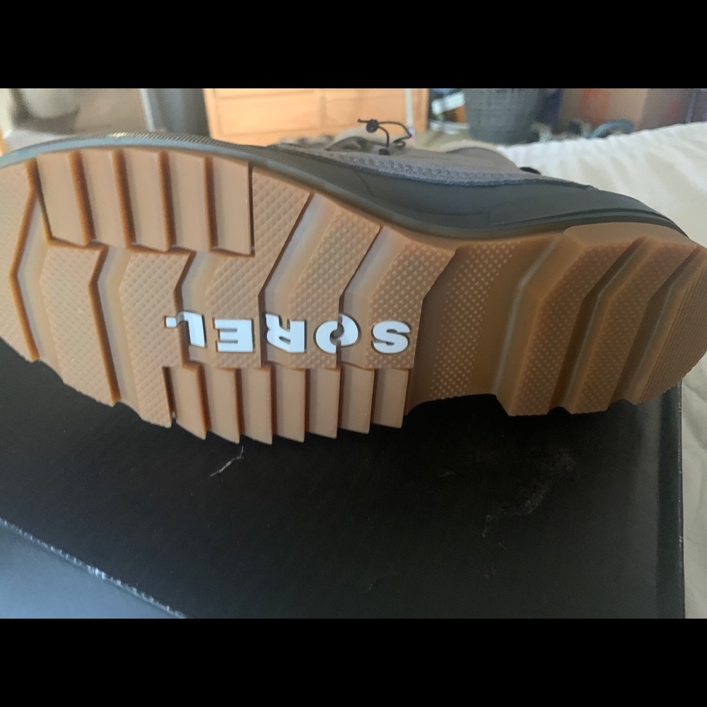 NEW sorrel tivoli IV